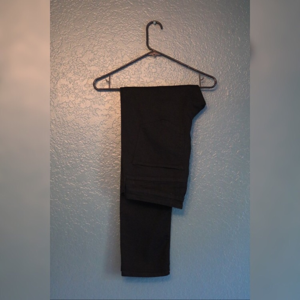 Black Skinny Jeans